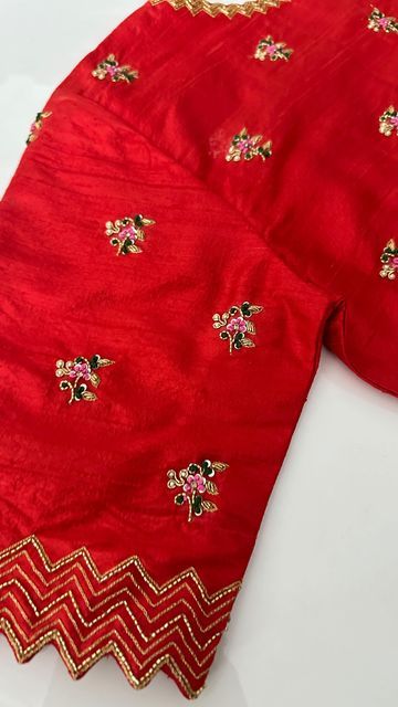 Red Blouse Design, Banarasi Blouse, Maggam Blouses, Blouse Works, Maggam Works, Simple Blouse Designs, Hand Work Blouse, Maggam Work Blouses, Maggam Work Blouse Designs