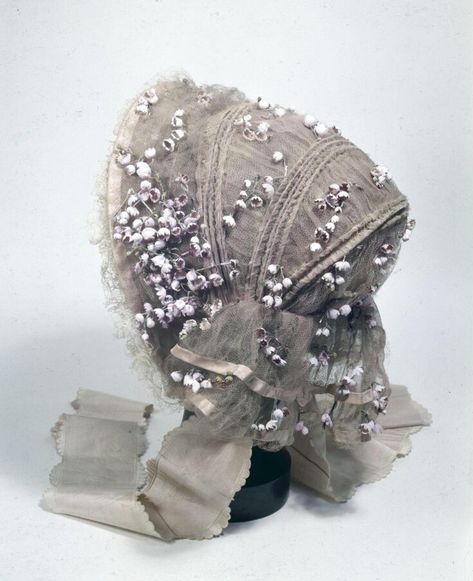 Gauze Net, Victorian Bonnet, Poke Bonnet, Crown Frames, Costume College, Historical Hats, Victorian Accessories, Lace Bonnet, Doll Hats