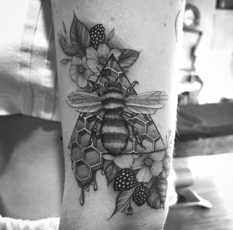 Bee And Fruit Tattoo, Honeycomb Background Tattoo, Honey Dripping Tattoo, Honey Bee Hive Tattoo, Honey Comb Tattoo Designs, Honeycomb Bee Tattoo, Cartoon Bee Tattoo, Bee Tattoo Stencil, Realistic Bee Tattoo