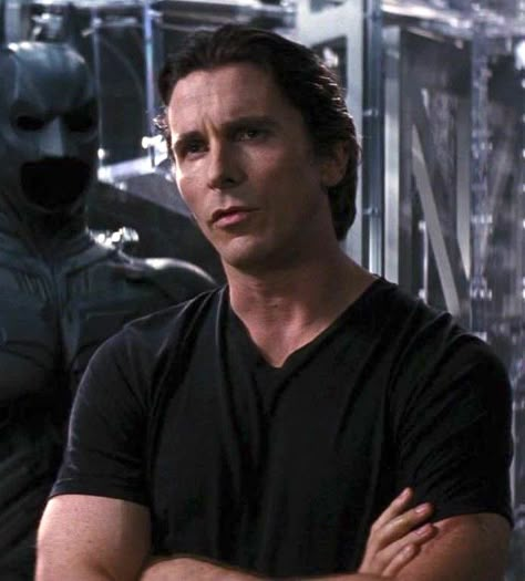 batman movie Christian Bale Hot, Chris Bale, Hollywood Action Movies, Batman Christian Bale, Batman Pictures, Rap Aesthetic, Men Stylish Dress, Mens Haircuts Fade, Batman Movie