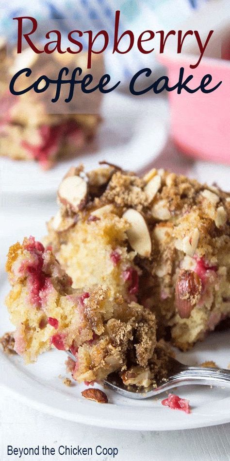 Raspberry Coffee Cake, Raspberry Coffee Cakes, Almond Coffee Cake, Almond Coffee, Raspberry Coffee, Breakfast Coffee Cake, Streusel Coffee Cake, Frozen Raspberries, Cake Coffee