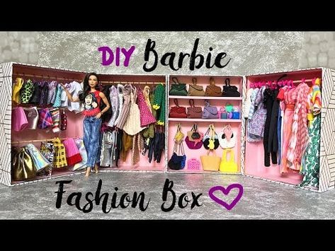 Barbie Clothes Storage, Big Walk In Closet, Barbie Closet, Barbie Wardrobe, Play Barbie, Diy Barbie Clothes, Diy Barbie Furniture, Dollhouse Projects, Mini Dolls