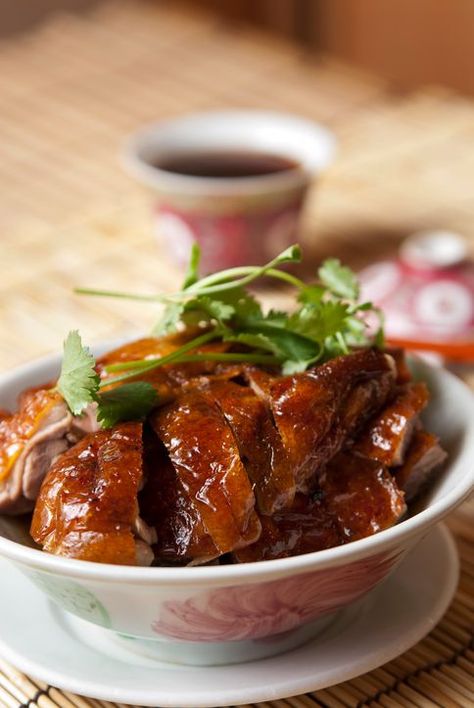 This Cantonese roast duck recipe will take you to Hong Kong as you enjoy this delicacy at home. It takes time to marinade and prepare for roasting. Cantonese Recipes, Chinese Roast Duck, Roasted Duck Recipes, Duck Recipe, Cantonese Food, Almond Chicken, Mapo Tofu, Asian Street Food, Peking Duck