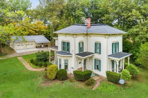 c.1879 Victorian Farm House, Horse Farm For Sale on 10 Acres Ashland OH $389,900 - Country Life Dreams #italianate #farmhouses #horsefarms #countrylife Italianate Farmhouse, Pasture Fencing, Life Dreams, Horse Farm, Garage Shop, House Plans Farmhouse, Horse Barn, Horse Farms, Property Listing