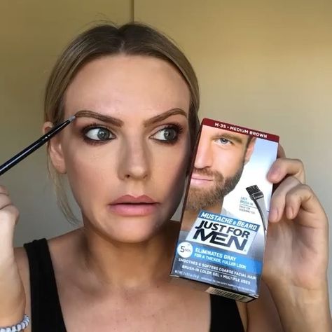 @lawofbeauty on Instagram: “Brow hack 😘 DIY brow tinting with 'Just For Men' 💋 MUA: @justdreamsof” Just For Men Eyebrows, Just For Men Eyebrow Tint, Diy Eyebrow Tint, Diy Brow Tint, Eyebrow Tinting Diy, Darken Eyebrows, Brow Hacks, Dyed Hair Men, Guys Eyebrows