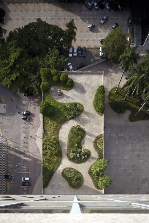 Pleasure Garden, Museum Garden, Garden Museum, Burle Marx, Urban Landscape Design, Garden Architecture, Landscape Architecture Design, Living Art, Parking Design