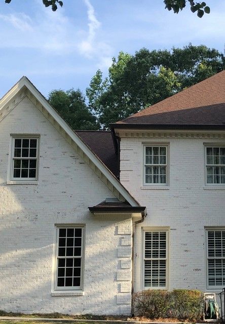 Washed Brick Exterior, Exterior Limewash, White Wash Brick Exterior, Limewash Brick Exterior, Painted Brick Exterior, Traditional Brick Home, Traditional Exterior Homes, Lime Wash Brick, Painted Brick Exteriors