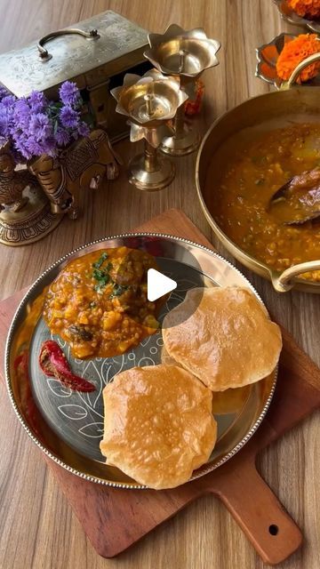 Aloo Recipe, Aloo Recipes, Cheat Day, Curries, Food Inspiration, Garlic, Instagram