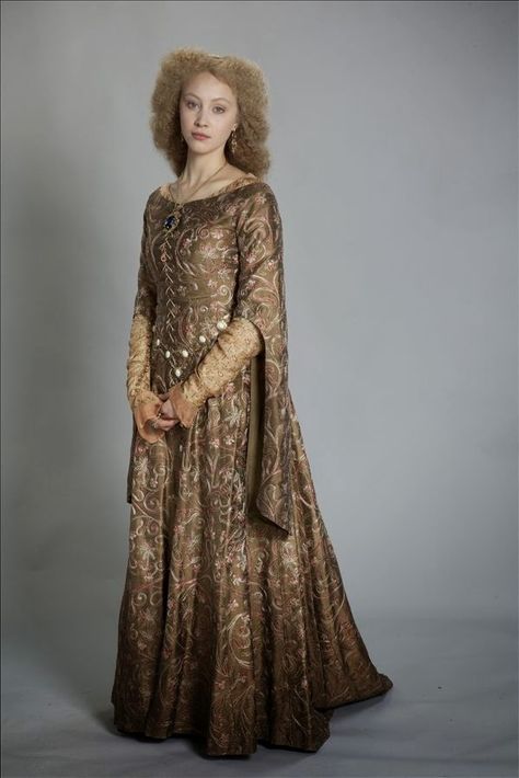 A World Without End - Philippa Bronze Medieval Dress, Brown Medieval Dress, Medieval Gowns Royals, Gold Medieval Dress, Yellow Medieval Dress, 1200s Fashion, 14th Century Gown, Medieval Clothing Royal, World Without End