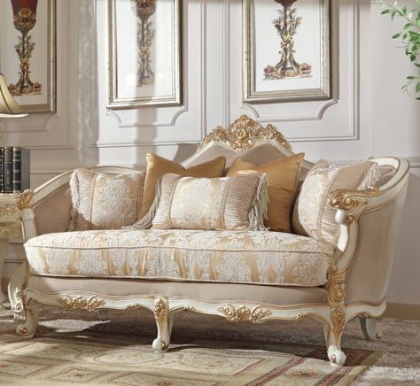 Living Room Victorian, White Sofa Set, Traditional Loveseat, White Loveseat, Classic Furniture Living Room, Victorian Sofa, Victorian Living Room, Living Room Upholstery, Corner Sofa Set