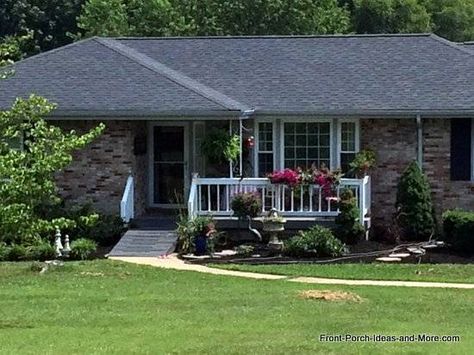 example of wheelchair ramp on a ranch home                                                                                                                                                      More Porch Ramp, Porch With Ramp, Ramp Ideas, Wheelchair Ramp Design, Accessible Homes, Outdoor Ramp, Porch Extension, Accessible House, Portable Wheelchair Ramp