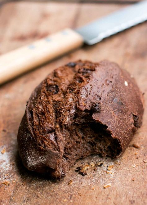 A chocolate-rich Chocolate Bread Recipe from pastry chef David Lebovitz, loaded with chunks of dark chocolate and crunchy nuts. Easy French Bread Recipe, Chocolate Bread Recipe, Homemade French Bread, French Bread Recipe, David Lebovitz, Berry Tart, Chocolate Bread, French Bakery, Yeast Bread