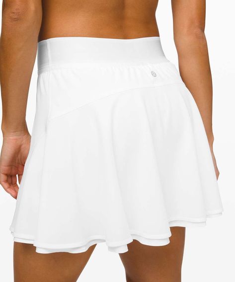 Bach Party Outfit, Skater Skirt Outfit, College Wardrobe, Tennis Match, Preppy Clothes, Workout Fits, Hot Girl Summer, Bach Party, Flowing Skirt