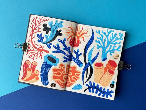 Posca Art Doodle, Coral Illustration, Coral Drawing, Beetle Illustration, Markers Drawing Ideas, Posca Marker, Pen Art Drawings, Posca Art, Coral Pattern