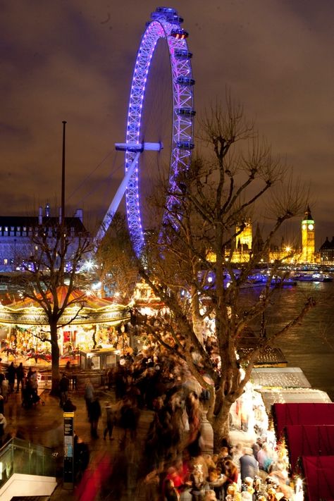 Southbank Centre's Christmas Market. Looking towards the London Eye. South Bank Winter. Southbank Christmas Market, The London Eye, London Christmas, London Places, South Bank, Family Show, London Eye, London Travel, Christmas Market