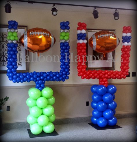 Football Balloons, Homecoming Floats, Football Banquet, Football Party Decorations, Football Baby Shower, Sports Baby Shower, Football Theme Party, Football Homecoming, Football Cheer