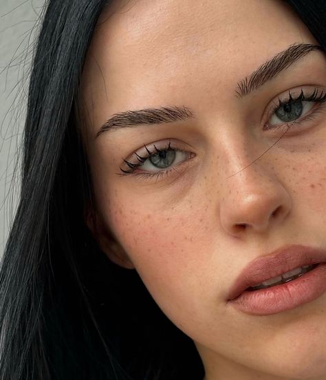 anything that brings out your childlike wonder is worth giving your attention to Appear More Attractive, Aesthetic Face, Straight Eyebrows, Childlike Wonder, Freckles Makeup, Brunette Aesthetic, Makeup Ojos, Faux Freckles, Arched Eyebrows