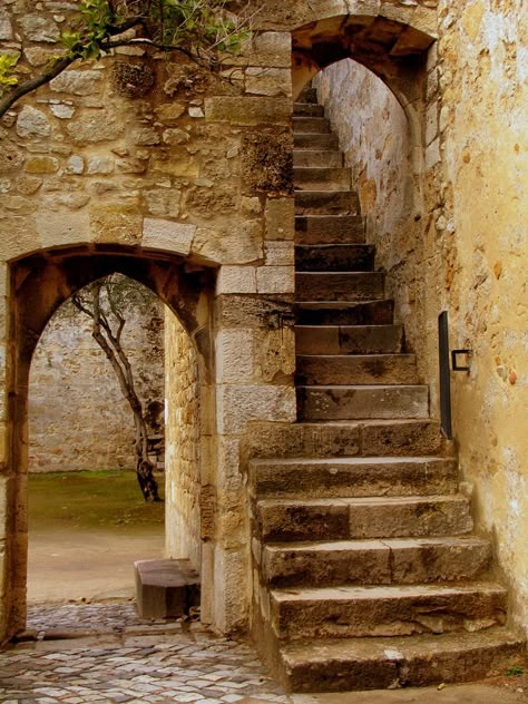 Architecture Old Buildings, Old Architecture Photography, Lisbon Portugal Photography, Portuguese Buildings, Old Portuguese Houses, Lisbon Buildings, Medieval Houses, Stair Steps, Stairway To Heaven