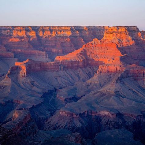 Bucket list item? Yes, please! 🌵🥾📍 Under Canvas Grand Canyon opens today for the 2024 season! Located just 25 minutes from the South Rim entrance to Grand Canyon National Park, there is no better place to stay when visiting this iconic natural wonder. Book your stay today—link in bio. 📌 Under Canvas Grand Canyon 📷 @_sadey, @bbethyyy Grand Canyon South Rim Things To Do, Rim 2 Rim Grand Canyon, Grand Canyon Caverns, Hiking The Grand Canyon Rim To Rim, Grand Canyon East Rim, Under Canvas, Grand Canyon South Rim, Wonder Book, New Earth