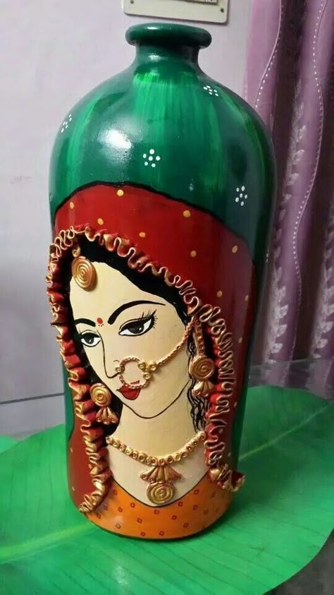 Pot Art, زجاج ملون, Diy Glass Bottle Crafts, Wine Glass Art, Glass Bottles Art, Clay Wall Art, Wine Bottle Art, Pottery Painting Designs, Vase Crafts