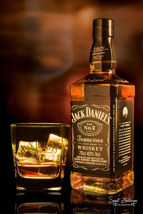 Jack Daniels Aesthetic, Jack Daniel Aesthetic, Jack Daniels Wallpaper, Whiskey Aesthetic, Expensive Whiskey, Expensive Champagne, Jack Daniels Bottle, Jack Daniel's Tennessee Whiskey, Metal Art Jewelry