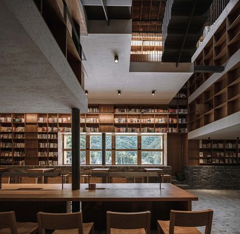 Gallery of Capsule Hotel and Bookstore in Village Qinglongwu / Atelier tao+c - 29 Industrial Library, Hotel Library, Bookstore Plan Architecture, Japan Library, Japan Bookstore, Tokyo Bookstore, China Library Architecture, Capsule Hotel, Function Room