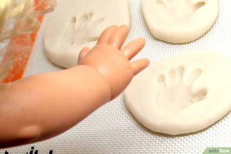 Salt Dough Jewelry, Best Salt Dough Recipe, Salt Dough Handprints, Make Salt Dough, Clay Handprint, How To Make Salt Dough, Salt Dough Crafts, Salt Dough Recipe, Mushroom Cream Sauces