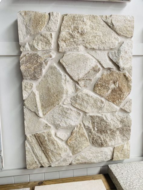 Rock Backsplash, Faux Stone Walls, Stone Walls Interior, Stone Accent Walls, Stone Wall Design, Shower Tile Ideas, Limestone Wall, Wainscoting Panels, Rock Fireplaces