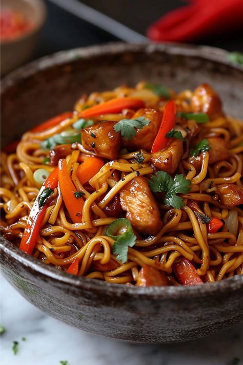 Gluten Free Recipes Noodles, Lo Mein Gluten Free, Gluten Free Low Mein Recipe, Gluten Free Asian Noodles, Gluten Free Rice Noodle Recipes, Gluten Free Noodle Recipes, Gluten Free Lo Mein Recipe, Gluten Free Chow Mein, Healthy Lo Mein Recipe