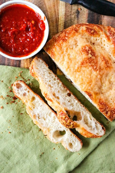 Easy Asiago Cheese Bread - CPA: Certified Pastry Aficionado Asiago Bread Recipe, Asiago Cheese Bread, Bread Recipe For Bread Machine, Recipe For Bread Machine, Asiago Bread, Store Bought Pizza Dough, Foodgawker Recipes, Pasta E Fagioli Soup, Artisan Bread Recipes