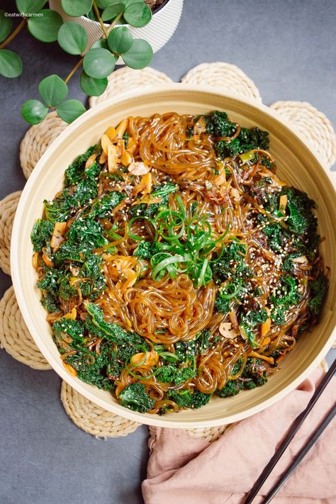 Sesame Sweet Potato Glass Noodles Sweet Potato Glass Noodles Recipe, Chicken Bulgogi Recipe, Sweet Potato Glass Noodles, Potato Glass Noodles, Sweet Potato Noodles Recipe, Korean Noodle Dishes, Glass Noodles Recipe, Gochujang Chicken, Potato Noodles