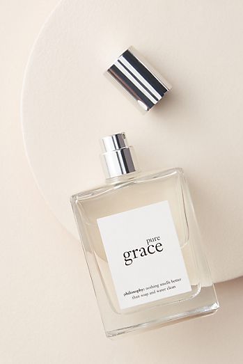 Best Perfume Fragrances For The Summer Philosophy Pure Grace, Perfect Perfume, Philosophy Amazing Grace, Perfume Packaging, Fotografi Vintage, Fragrance Set, Best Fragrances, Best Perfume, Perfume Brands