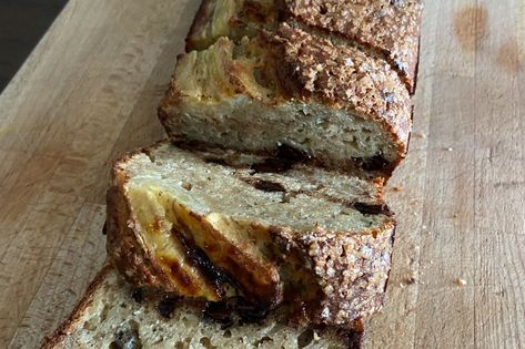 Banana Walnut Bread, Walnut Bread, Caramelized Bananas, Banana Walnut, Overripe Bananas, Best Banana Bread, Types Of Bread, Banana Bread Recipe, Banana Nut