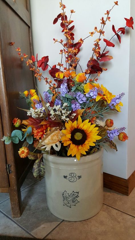 love my old crocks Crock Fall Decor, Large Crock Decorating Ideas Fall, Decorating With Antique Crocks Ideas, Fall Crock Decor, Moonshine Jug Decor Ideas, Large Crocks Decor Ideas, Decorating Crocks For Fall, Antique Crocks Decor Ideas Living Room, Crock Flower Arrangements