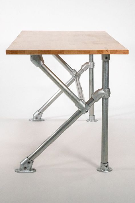 Simple K-Frame Custom Desk | Simplified Building Desk With Metal Legs Diy, Steel Framed Desk, Black Pipe Furniture, Custom Pc Desk, Desk Pipe, Industrial Pipe Desk, Diy Computer Desk, Pipe Desk, Desk Frame