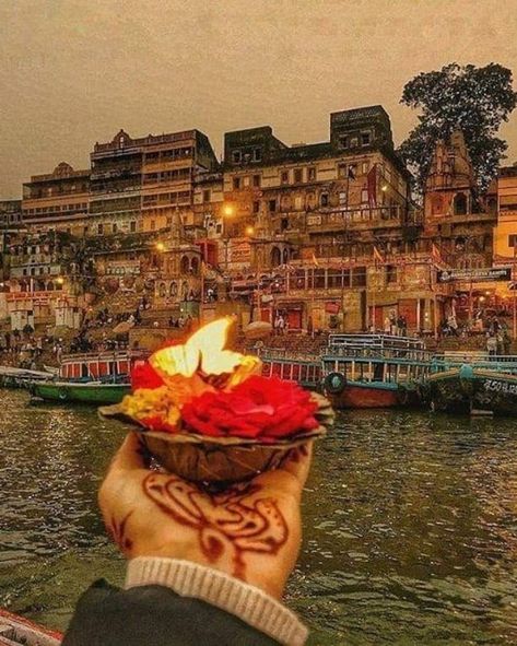 kartika purnima Rishikesh Aesthetic Pics, Banaras Ghat Aesthetic, Haridwar Photography Poses, Vrindavan Photography Poses, Banaras Picture Ideas, Banaras Aesthetic Photos, Kaashi Banaras, Haridwar Photography, Banaras Trip