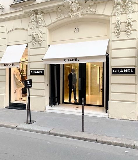 Rue Cambon Chanel, 31 Rue Cambon, Chanel Boutique, Chanel Store, Chanel, Paris, Boutique, House Styles