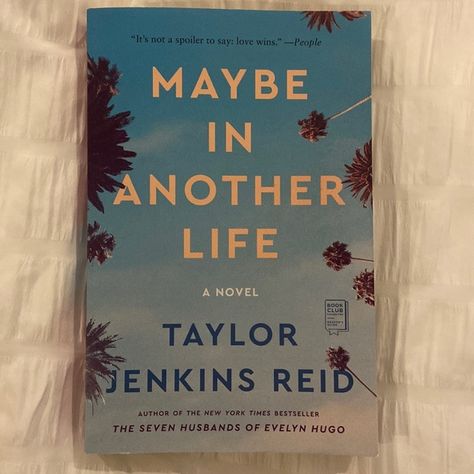 Book “Maybe in Another Life” by author Taylor Jenkins Reid Maybe In Another Life Book, Maybe In Another Life Taylor Jenkins, Taylor Jenkins Reid Books, Heartbreaking Books, Reading Era, Taylor Jenkins Reid, Book Wishlist, Tbr List, Maybe In Another Life