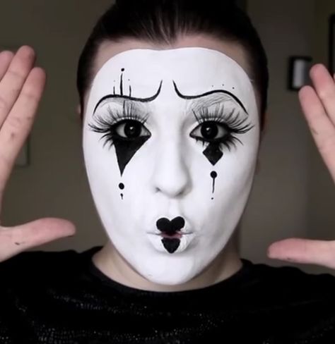 Mime Face Makeup, Mime Halloween Makeup, Mime Makeup Halloween, Mime Costume Makeup, Mime Makeup Pretty, Cute Mime Makeup, Pantomime Makeup, Halloween Mime, Mime Halloween Costume