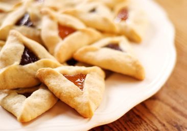 A recipe for traditional Purim cookies. Purim, Jelly, White