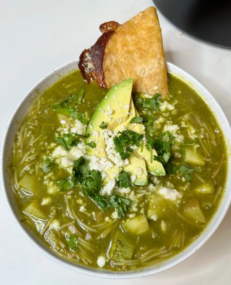 Fideo Verde, Latino Dishes, Fideo Recipe, Latino Recipes, Alfredo Garcia, Mexican Plates, Small Potatoes, Verde Recipe, Recipes Authentic