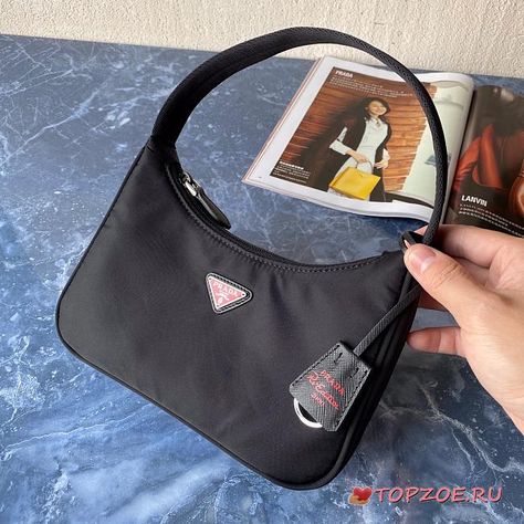 Prada Re Edition 2000, Prada Hobo, Mini Bag Black, Prada Re Edition, Red Logo, Metallic Logo, Louis Vuitton Handbags, Authentic Louis Vuitton, Hobo Bag