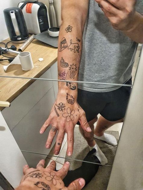 A Lot Of Small Tattoos, Aesthetic Tattoo Ideas, Snow Tattoo, Beautiful Tattoo Designs, 15 Aesthetic, The Best Aesthetic, Simple Tattoos For Guys, Tatoo Inspiration, Clever Tattoos