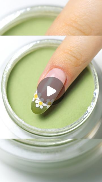 Nailboo® on Instagram: "Use this DIY tutorial to create simple dip powder nail art 🌼

Shades:
🍵 #MatchaMagic
🤍 #HeresATip
💖 #NecessaryPink" Nail Art Powder, Nail Art With Dipping Powder, Doing Dip Nails At Home, Manicure Dip, Nailboo Dip Tutorial, Dip Powder Nails Diy, Dip Powder Nails Tutorial, How To Do Dip Nails, Nails Dip Powder