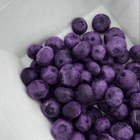 Theme Rp Soft Purple, Color Uva, Violet Aesthetic, Purple Food, Purple Vibe, Lavender Aesthetic, Dark Purple Aesthetic, Color Vibe, Purple Themes