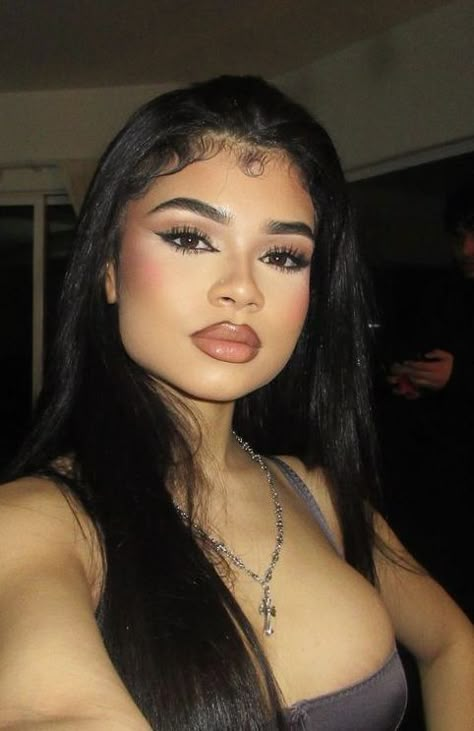 Baddie Cat Eye Makeup, Makeup For Big Brown Eyes, New Year’s Makeup, Eye Makeup Baddie, Instagram Baddie Makeup Looks, 2016 Makeup Looks, 2010 Makeup Looks, Megan Thee Stallion Makeup, Makeup Ideas Birthday