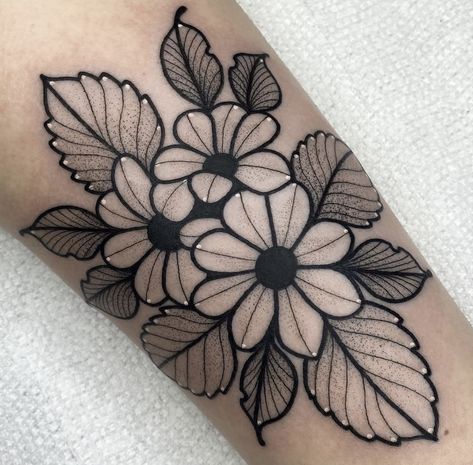 Black Line Flower Tattoo, Women’s Traditional Tattoo, Vintage Flowers Tattoo, Neotrad Leaves, Line Work Floral Tattoo, Flower Knee Tattoos Women, Traditional Flower Tattoo Black, Simple Flower Tattoo Designs, Stand Out Tattoo