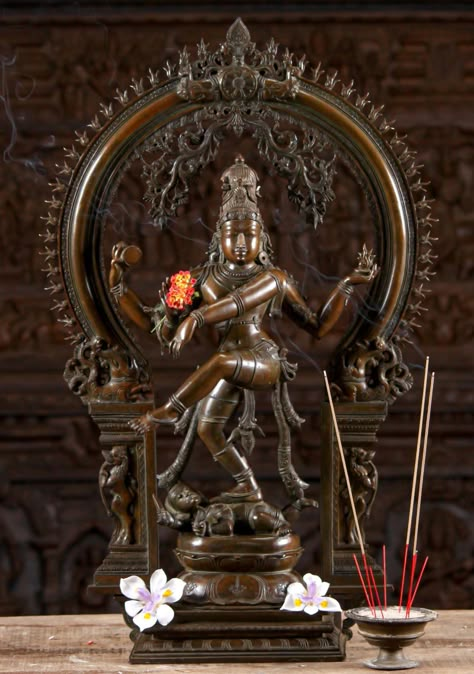 Shiva Murti, Nataraja Shiva, Lord Nataraja, Lotus Sculpture, Standing Pose, Shiva Lord, Hindu Statues, Indian Sculpture, Shiva Wallpaper