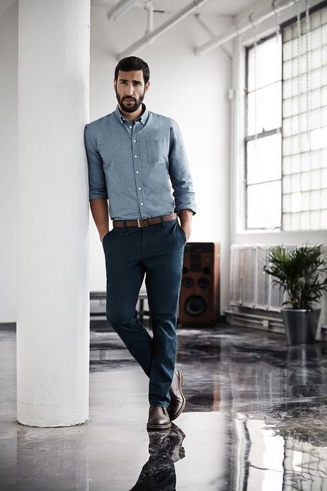 Men Summer Office wear-18 Best Workwear Outfits for Warm Months Summer Business Attire, Mens Business Casual, Smart Casual Office, Frank Morrison, Summer Office Wear, Look Office, Mens Fashion Business, Mens Fashion Smart, Mens Fashion Blog