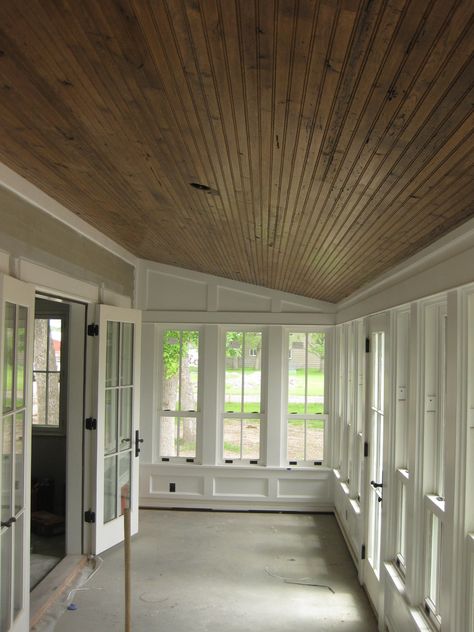 Resawn White Oak Beadboard, Montana Reclaimed Lumber Co. Closed In Porch, Sunroom Remodel, Small Sunroom, Screened Porch Designs, Four Seasons Room, Sunroom Addition, Enclosed Porch, Three Season Room, Porch Remodel